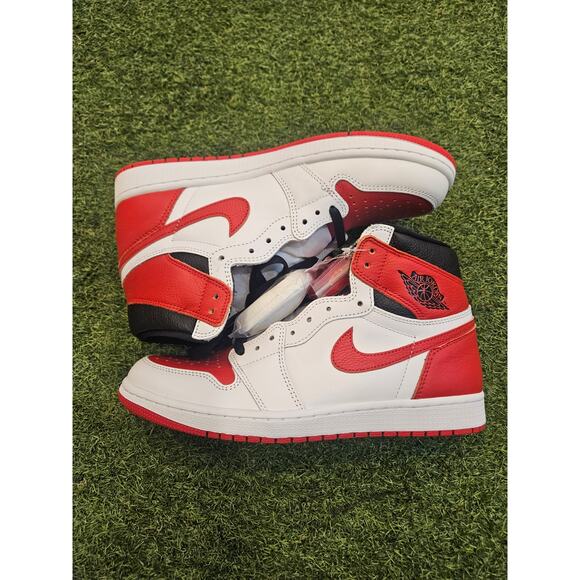 Air Jordan 1 Retro High OG - Picture 2 of 5